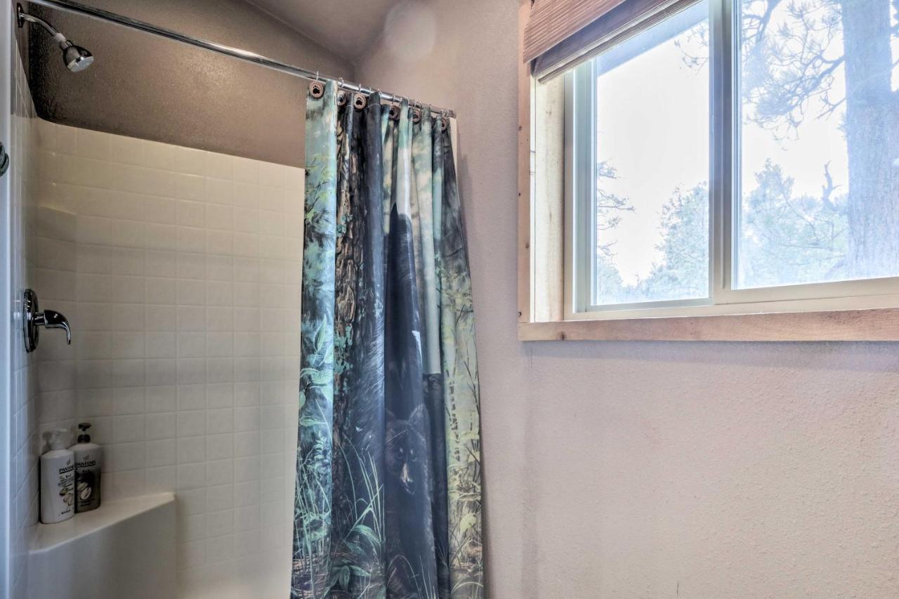 Cozy Heber-Overgaard Cabin With Fire Pit, Game Room! Buitenkant foto